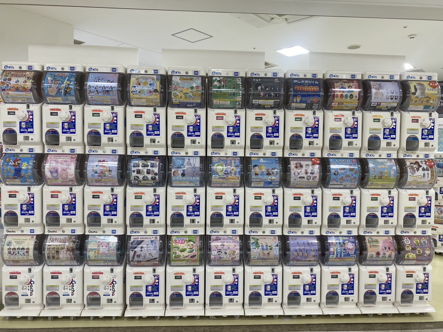 ☆5月もガチャガチャ続々新入荷中☆